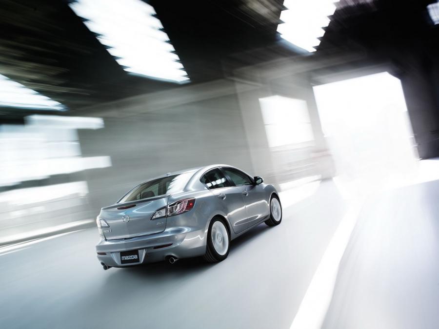  Mazda3 Sedan 2008 года  (фото 18 из 81)